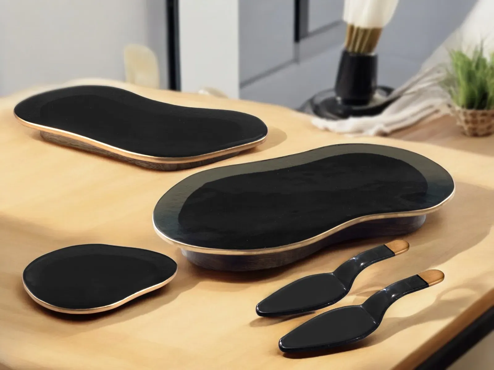 Pebbles Platter - Black Gold Set of 3 0